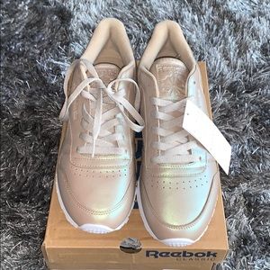 Brand new iridescent Reebok classics